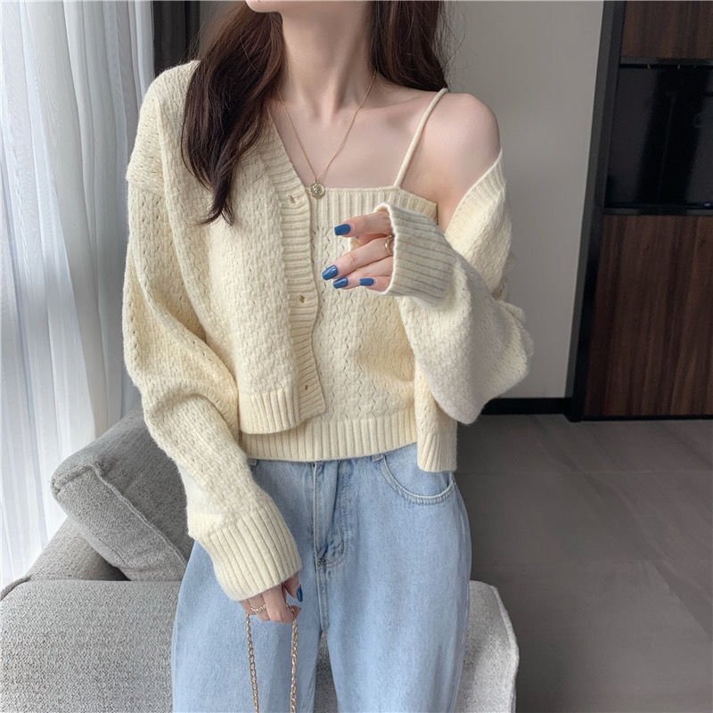 Set áo khoác cardigan chất lên lông cừu mềm tay dài kèm áo 2 dây phong cách Nhật bản
