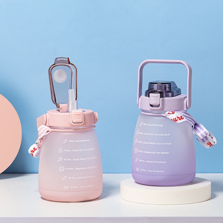 Bình nước Sports cute có ống hút vạch chia nhắc giờ nhắc nhở uống nước mỗi ngày full size 1 Lít / 1.4 Lít / 2 Lít