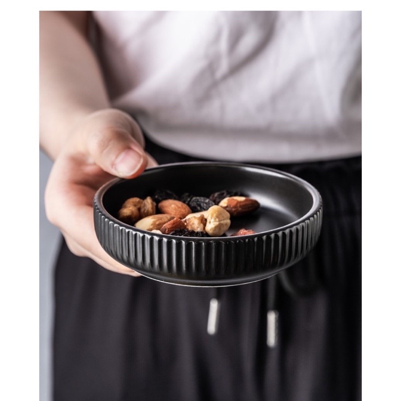 Đĩa gia vị sứ trắng , đen Cruise, Chén đựng nước chấm đồ ăn kèm sứ cao cấp, bát gia vị nước chấm