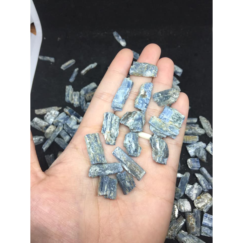 Kyanite thanh tẩy thô vụn