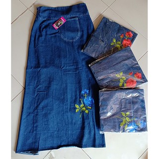 Váy chống nắng vải jean hoa văn