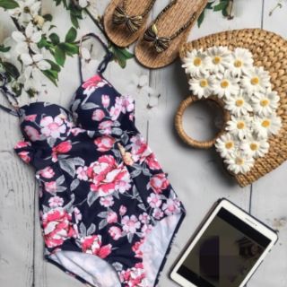 Bikini 1 mảnh