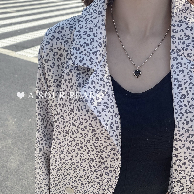 Dây chuyền hợp kim mặt hình trái tim phong cách retro kiểu dáng thời trang