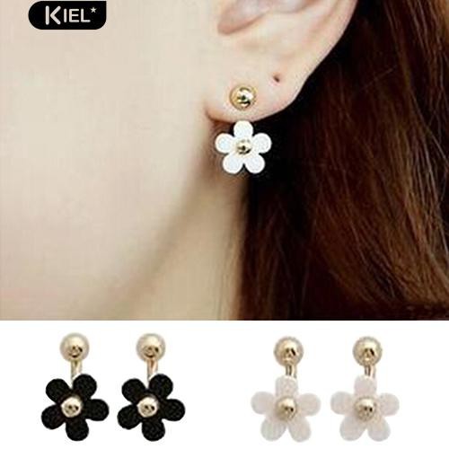 Khuyên tai phối mặt hình hoa xinh xắn