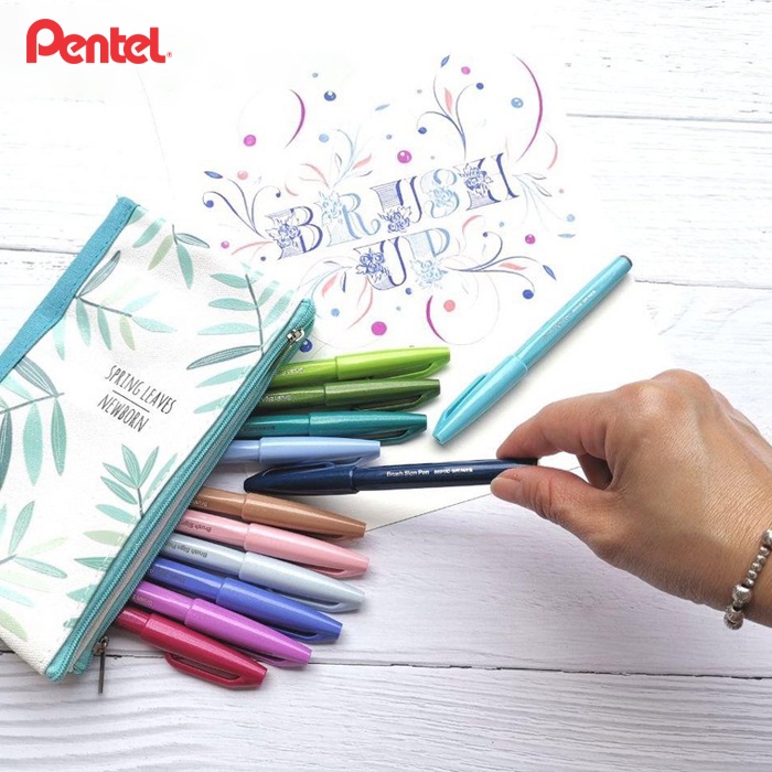 | TẶNG SỔ VIẾT THƯ PHÁP | Bút Viết Thư Pháp Calligraphy Pentel Brush Sign Pen SES15C | 12 Màu Cơ Bản và 12 Màu Pastel