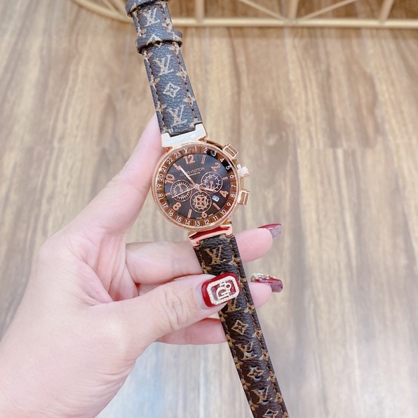 Đồng hồ LV dây da kiểu dáng thời thượng, sang trọng, bảo hành 12 tháng | BigBuy360 - bigbuy360.vn