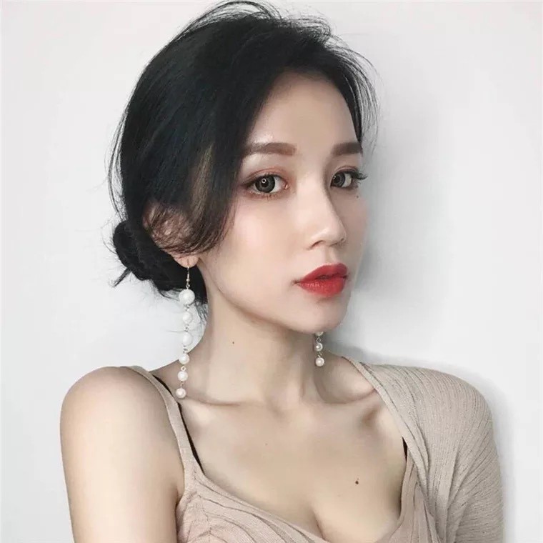 Bông tai nữ dáng dài 6 viên ngọc trai nhân tạo cao cấp