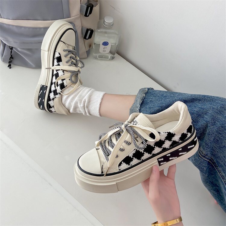 Giày nữ thể thao phối màu Av cực xinh hot trend
