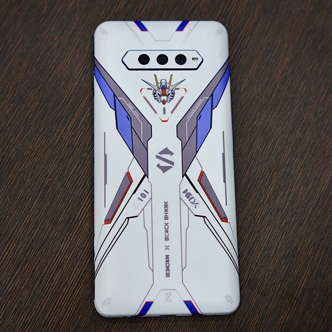 Miếng dán skin in hình Gundam cho Black Shark, Xiaomi , iPhone và điện thoại khác - Chính hãng Nét Đẹp Tinh Tế