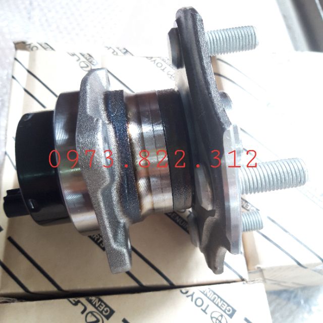 Cụm moay ơ trước Altis 02-07 Xịn