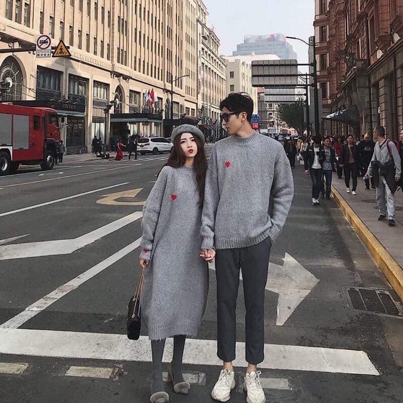 Set/ cặp áo váy len xám trái tim cao cấp Couple / Chỉ bán 1 cặp