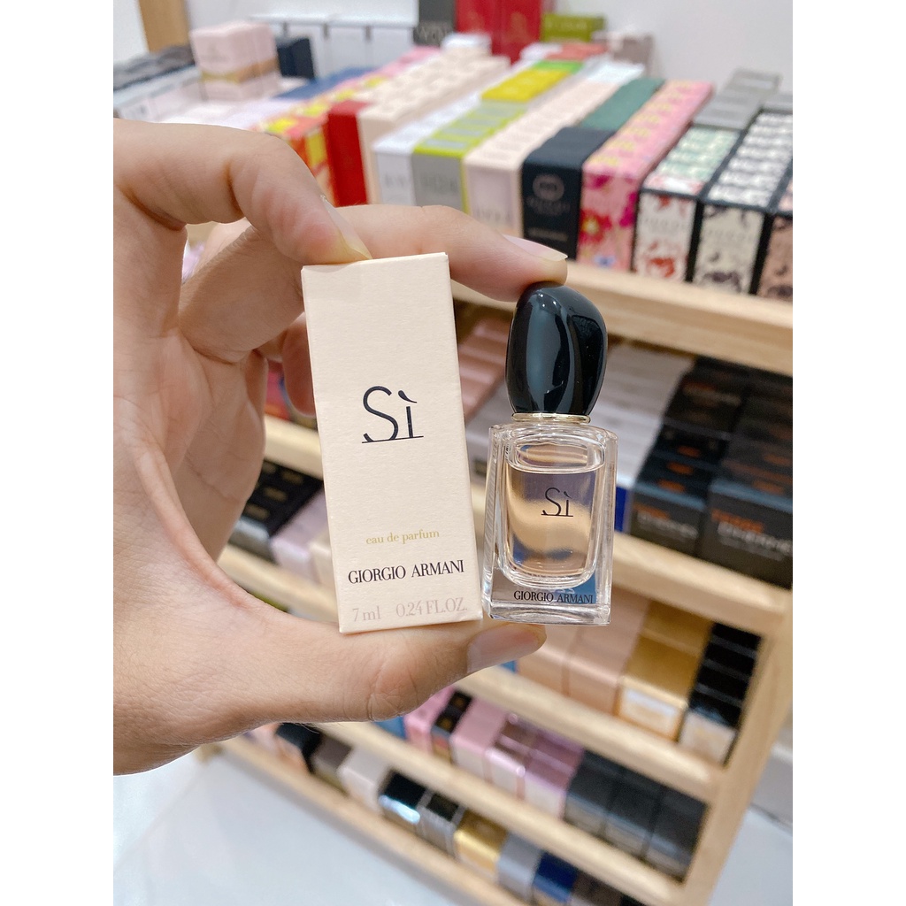 Nước hoa Giorgio Amani Sì Passione, Nước hoa Sì EDP hương thơm sang trọng