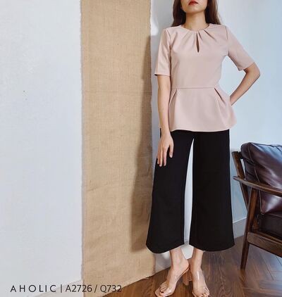 Áo peplum cổ nhún 2 màu ngắn tay Aholic A2726