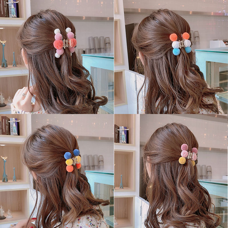 Fashion Plush Ball Hair Clip Simple Grabbing Clip Girl Hair Accessories