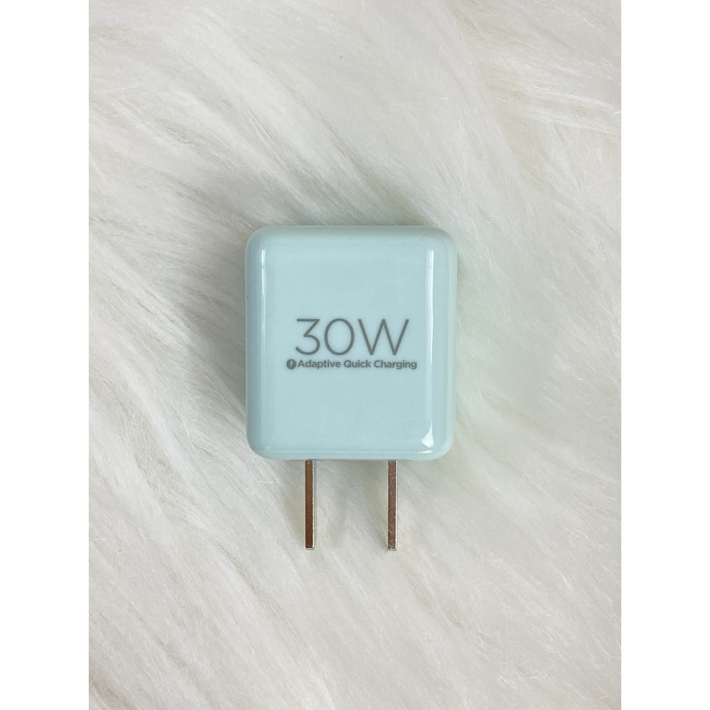 Sạc PISEN Quick GaN Ice Crystal 30W Rainbow, công suất sạc 30W, siêu nhỏ, sạc nhanh siêu mát, bảo hành 24 tháng