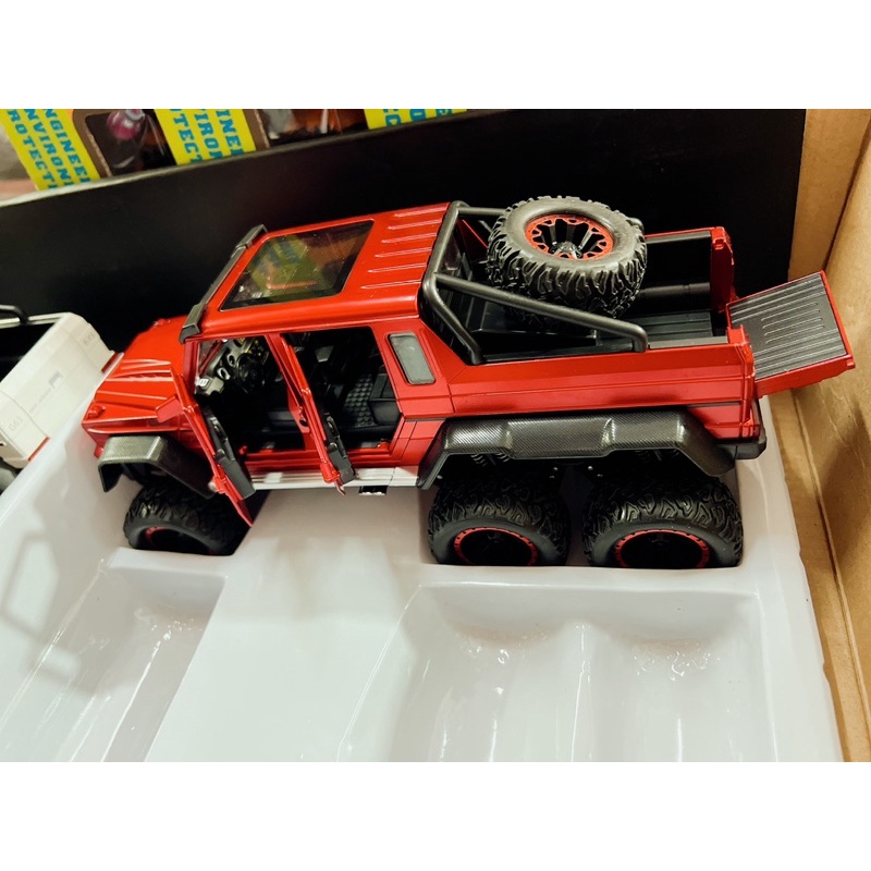 Xe sắt địa hình AMG loại lớn có nhạc, đèn