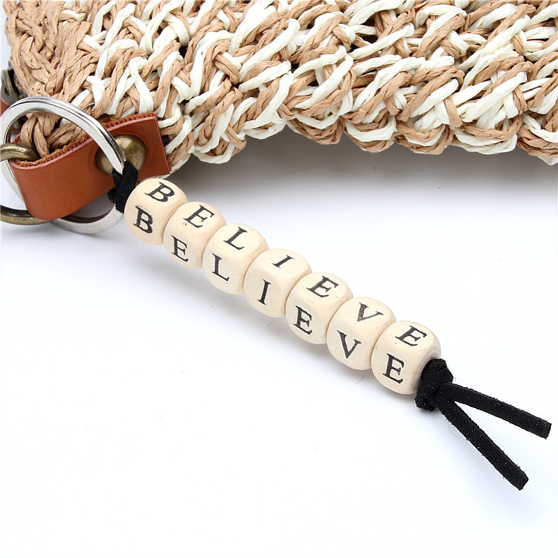 Móc Khóa Gỗ Khắc Chữ Handmade