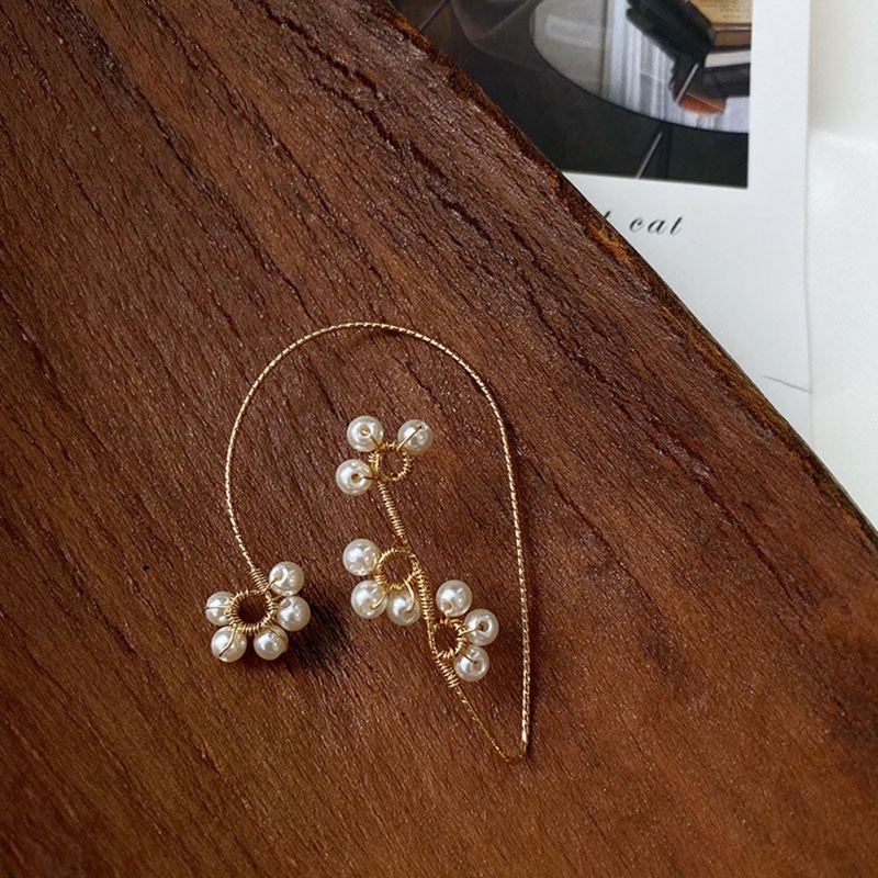 Khuyên Vành Tai Đính Hoa Và Ngọc Trai Nhân Tạo Phong Cách Boho