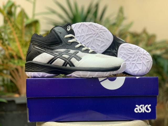 Giày Bóng Chuyền Asics Kiểu Dáng Thể Thao Năng Động