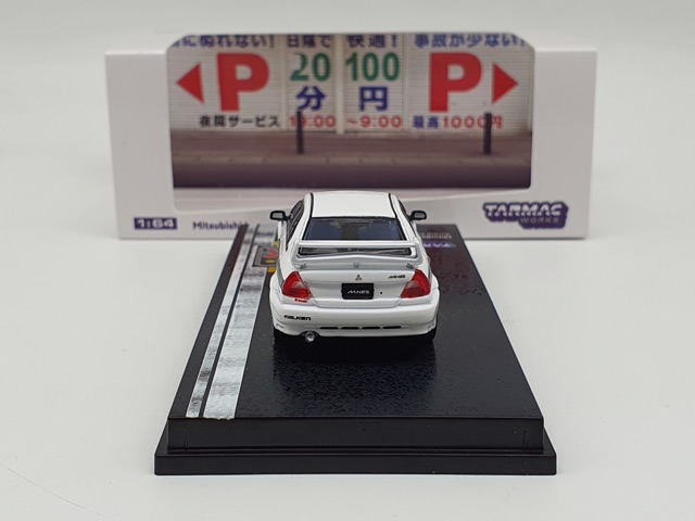 Xe Mô Hình Mitsubishi Lancer Evolution VI Tuned By Mine's 1:64 Tarmac Works ( Trắng )