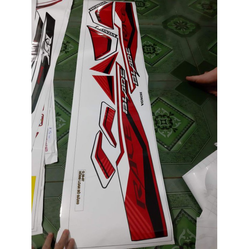 Tem rơi blade đỏ xe đen 2018