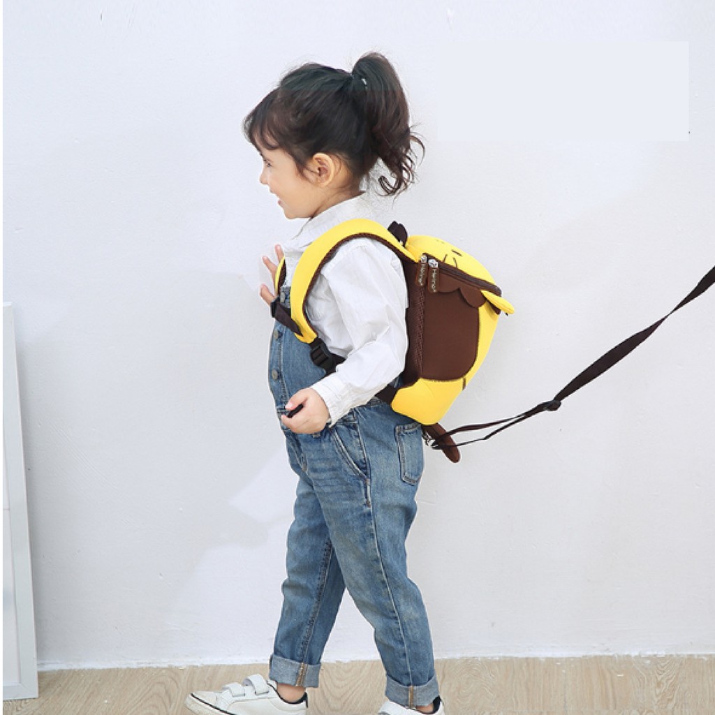 - Có Kèm Dây Đai Giữ Trẻ - Cho Trẻ >1 Tuổi