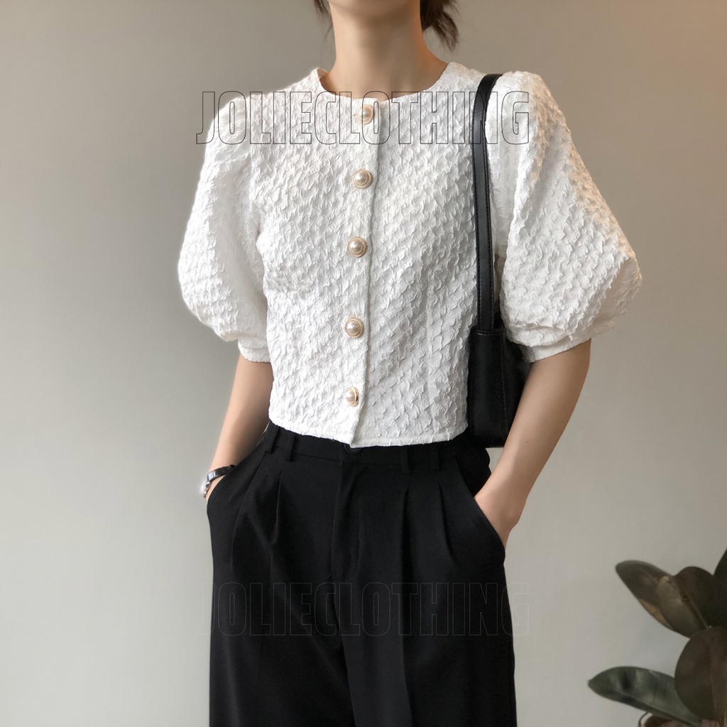 Áo kiểu tay ngắn dáng lửng, áo croptop tay bồng đính khuy tròn sang trọng, áo sơ mi nữ ngắn tay chất vải xốp sang trọng