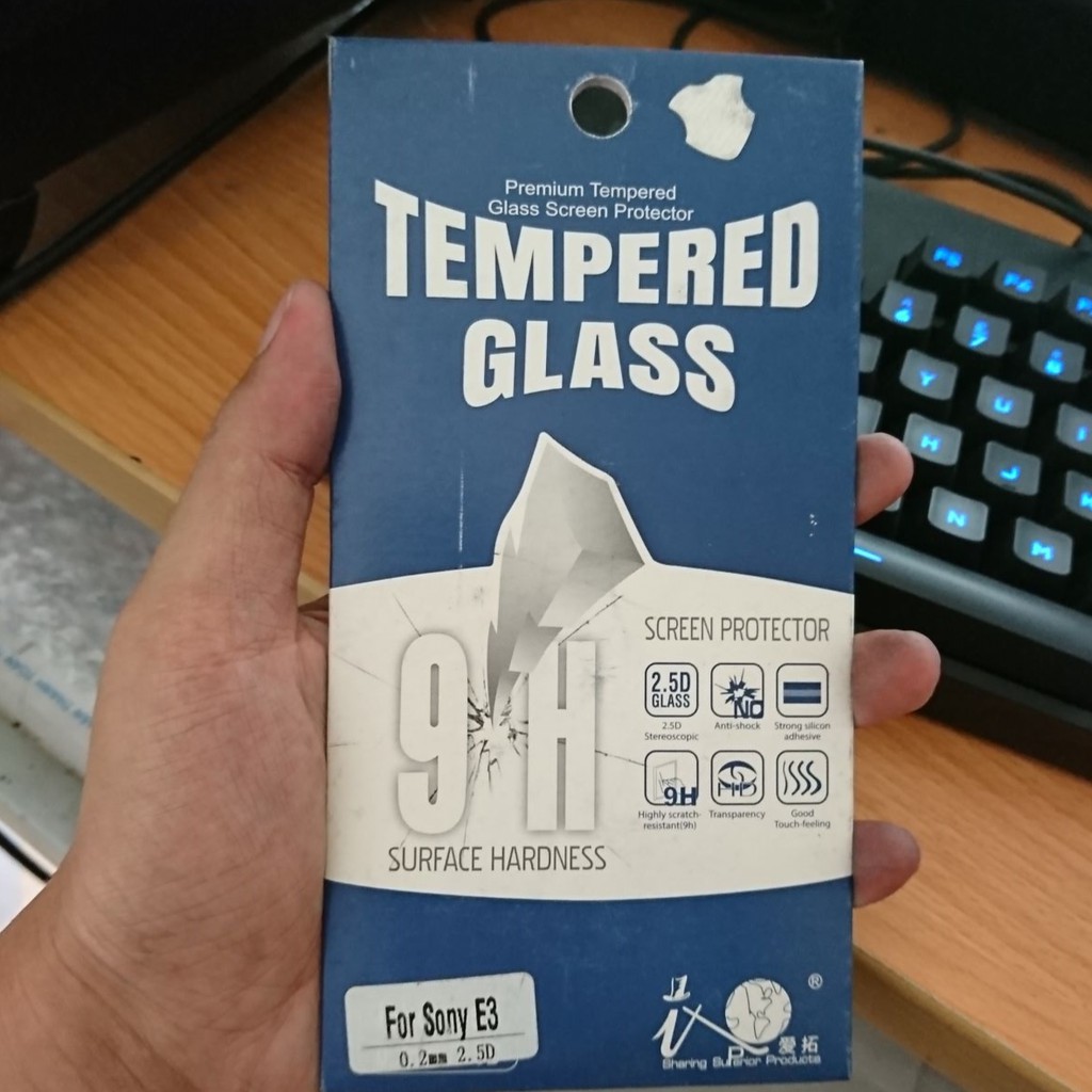 Miếng dán cường lực Sony E3
