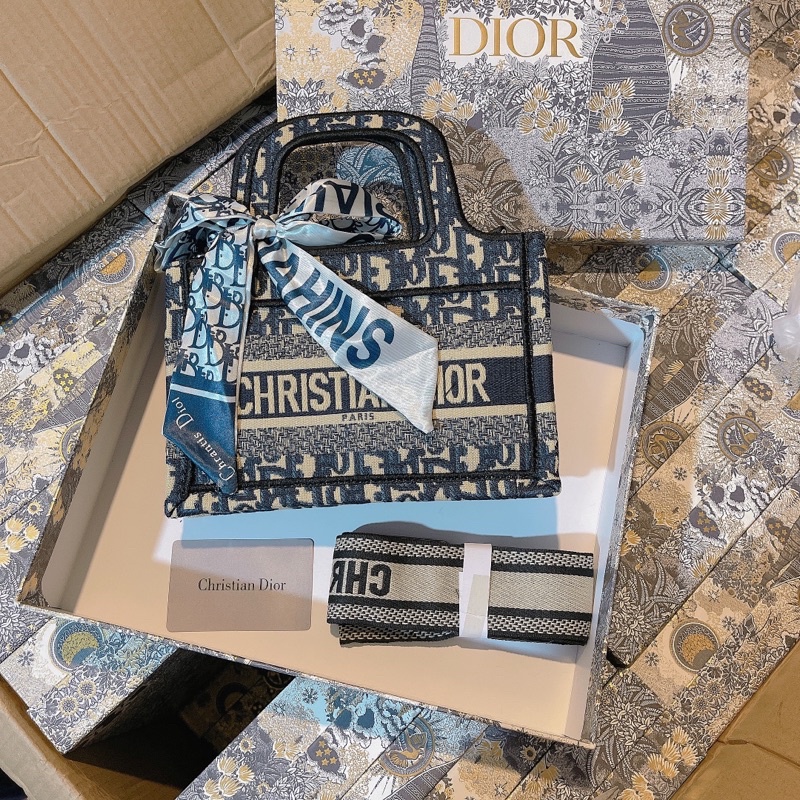 Túi Di Ô Thổ Cẩm Size 22 fullbox kèm khăn