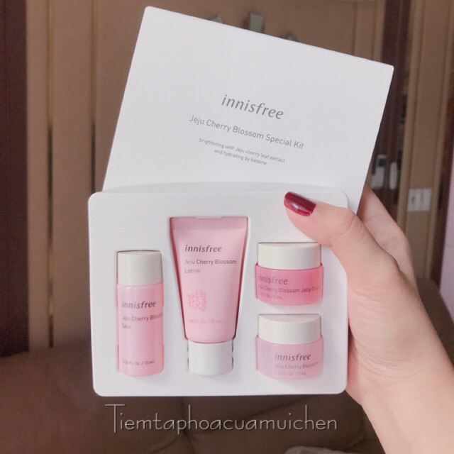 [Chính hãng] Bộ Kit dưỡng trắng da mini Innisfree Jeju Cherry Blossom Special Kit 4 món