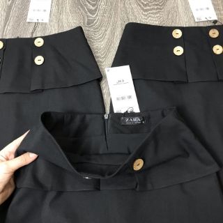 Chân váy pelum khuy gỗ