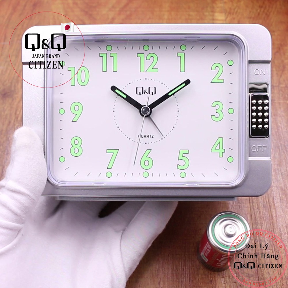 Đồng hồ để bàn Q&amp;Q 0306G-501Y báo thức, dạ quang ( 135 x 62 x 96 mm )
