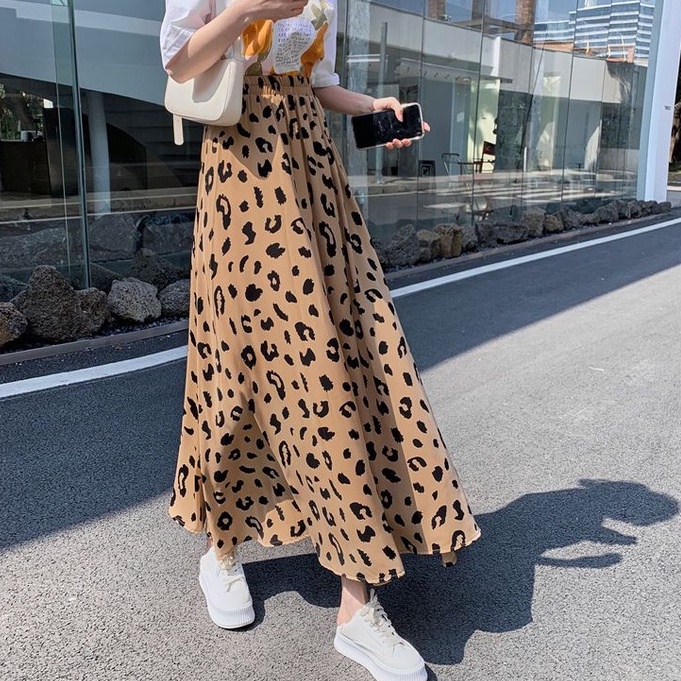 Chân váy midi BH chiffon chữ A lưng thun cao in họa tiết da báo thời trang 2022