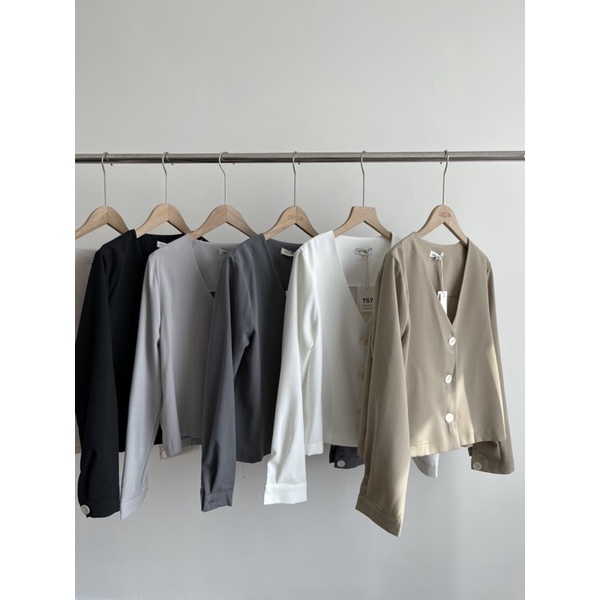 ÁO VEST CỔ TIM DỌC CÚC 287