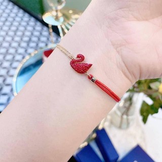 lắc tay thiên nga đỏ swarovski
