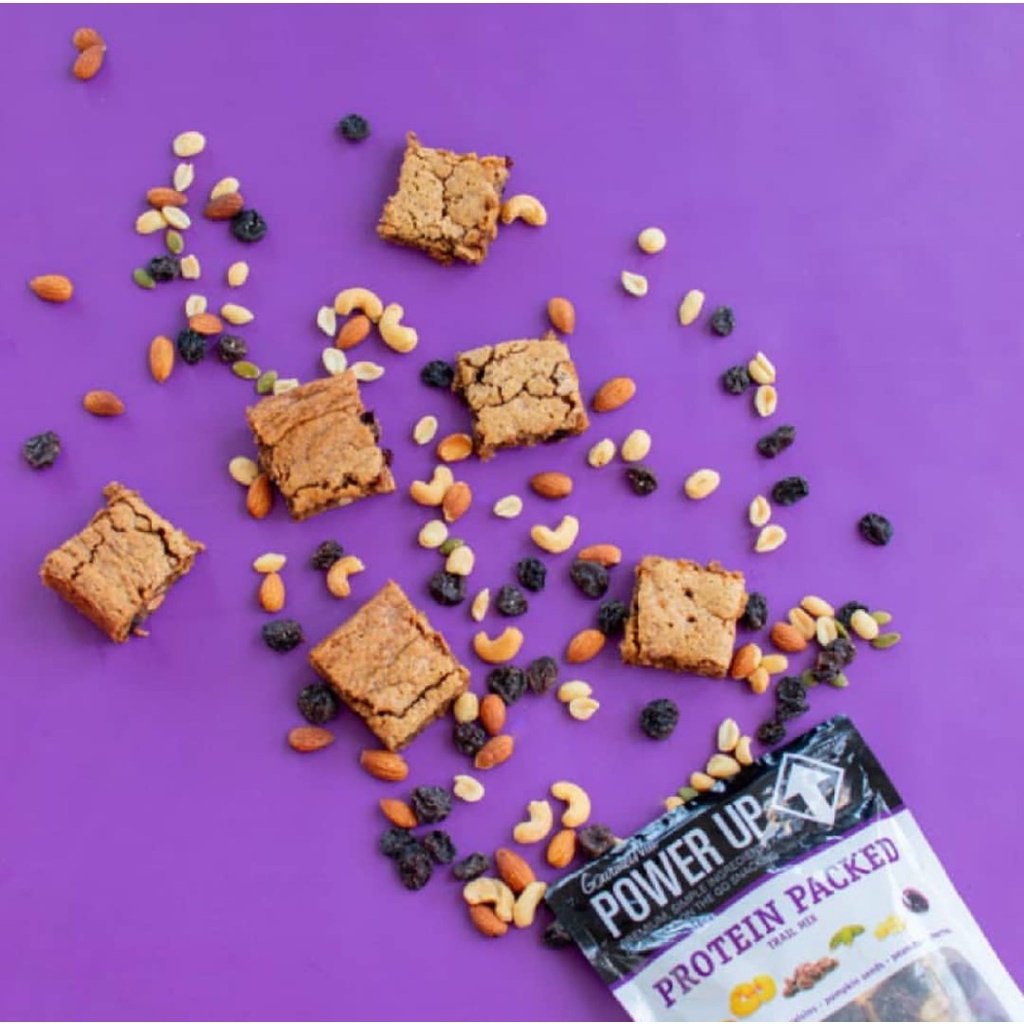 Date 10/2024. hỗn hợp hạt sấy khô dinh dưỡng Trail Mix