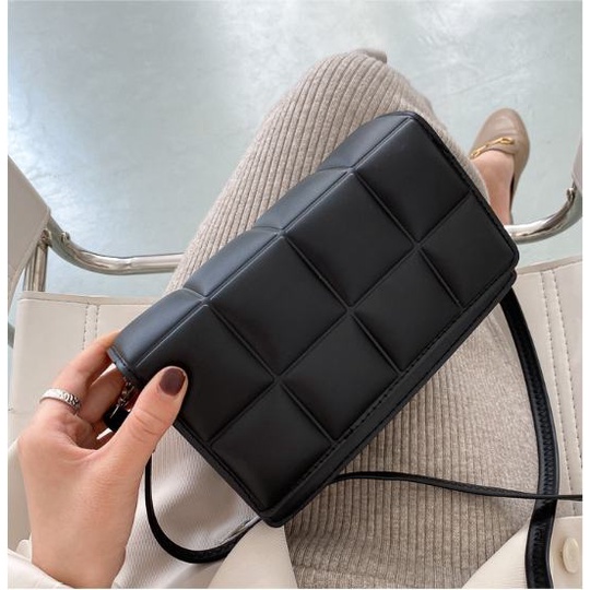 Western-style checkered bag Women's 2022 fashion small square bag Crossbody shoulder bag Summer women's bag