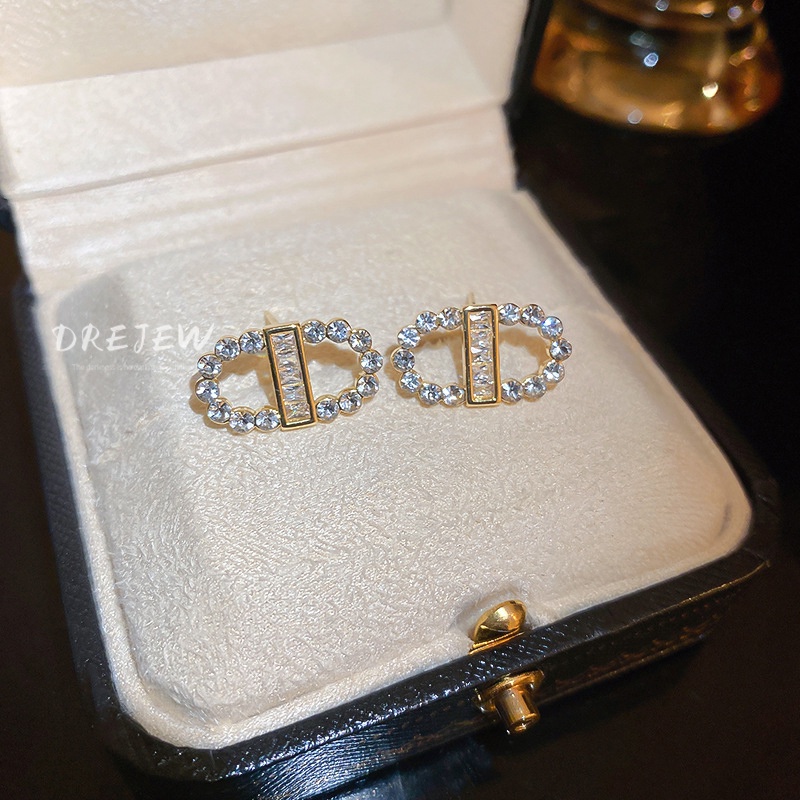 Khuyên tai DREJEW 2 mạ bạc đính đá zircon hình chữ đơn giản sang trọng phong cách Hàn Quốc