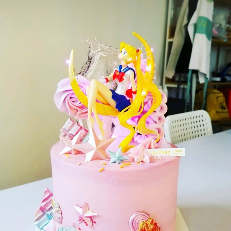 Đồ trang trí Nhân Vật Thủy Thủ Mặt Trăng Bằng PVC Trang Trí Bánh Kem