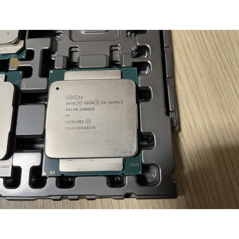 Intel® Xeon® Processor E5-2690 V3 (30M Cache, 2.60 GHz)