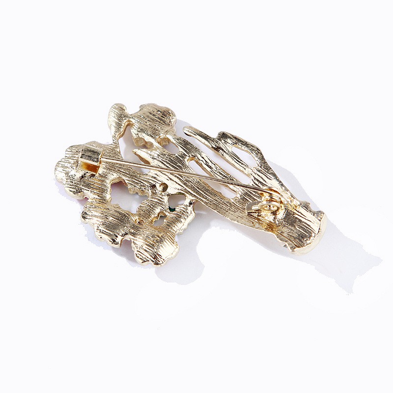 Cài áo thời trang bàn tay hái hoa nhiều mầu sắc GC146