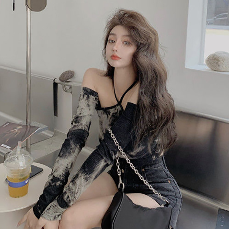 IELGY Áo Thun Croptop Tay Dài Hở Vai Dáng Ôm Màu Nhuộm Đen Thời Trang Cho Nữ