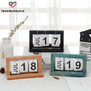 Lịch lật số để bàn bằng chất liệu gỗ dùng trang trí nội thất