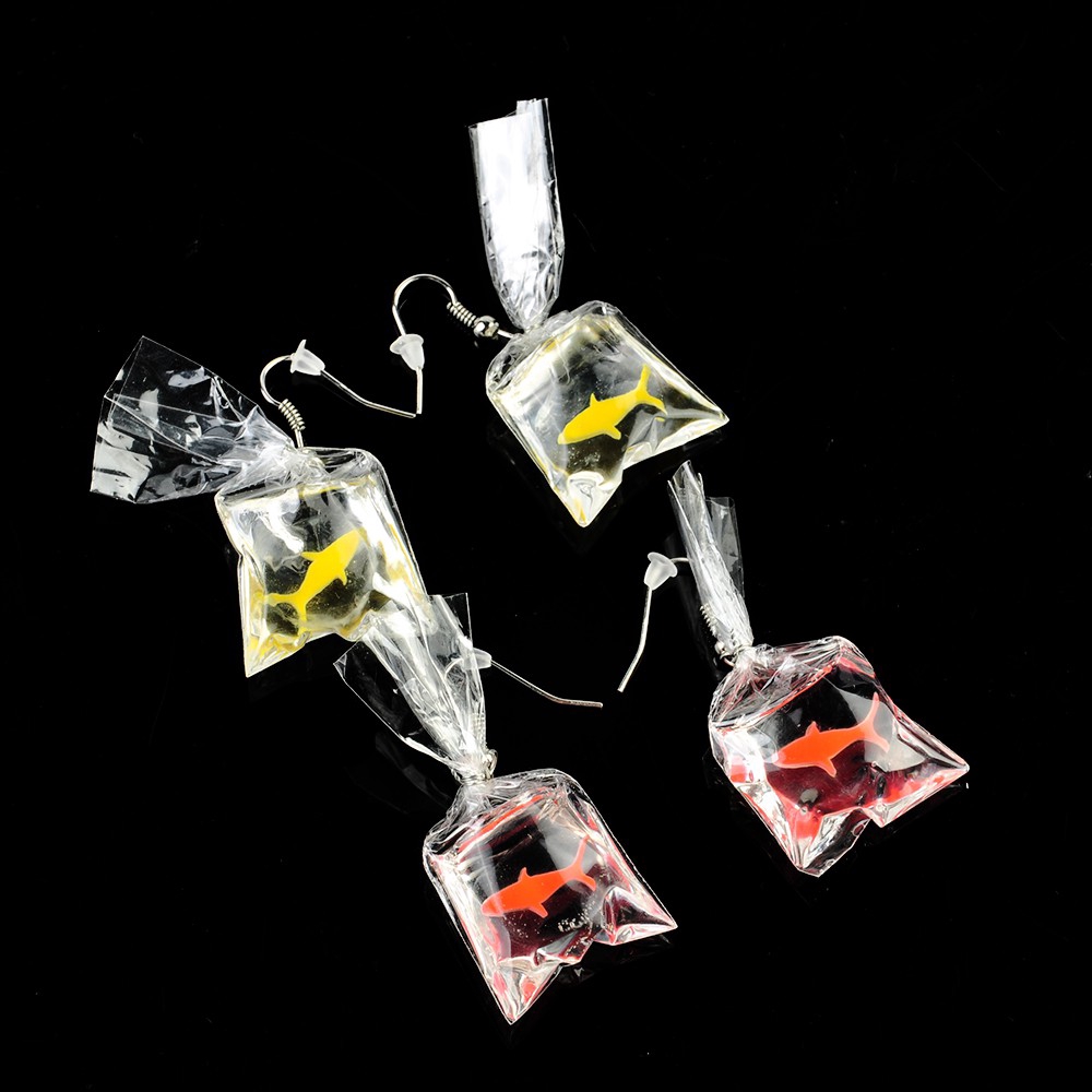 Khuyên tai nữ hình chú cá vàng đáng yêu