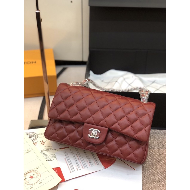 Túi classic super màu đỏ đô size 26cm