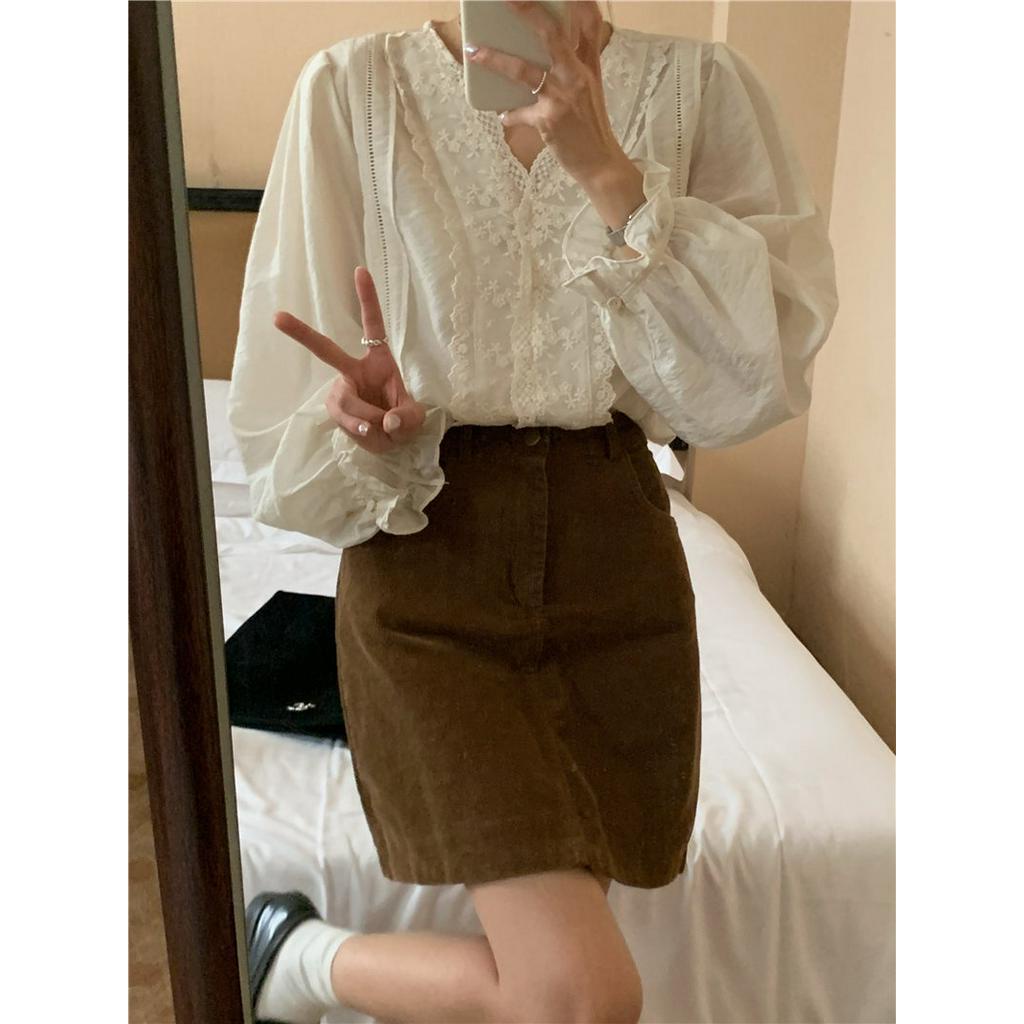 Áo Sơ Mi Dài Tay Vải Tencel Phối Ren Hoa Tinh Tế 57448