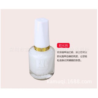 Dung dịch làm mềm da để nhặt da chết