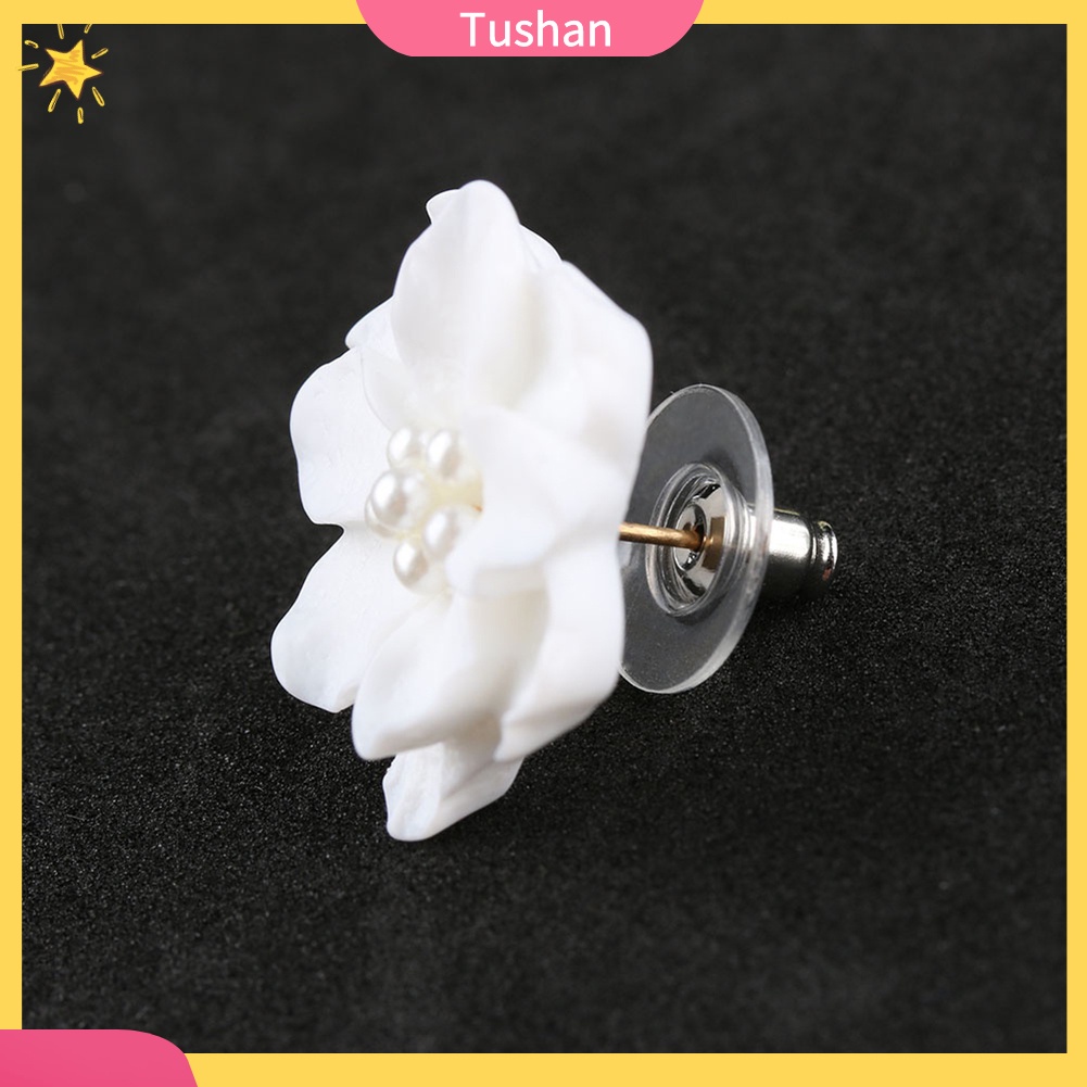 Hoa tai hình hoa đính ngọc trai giả sang trọng