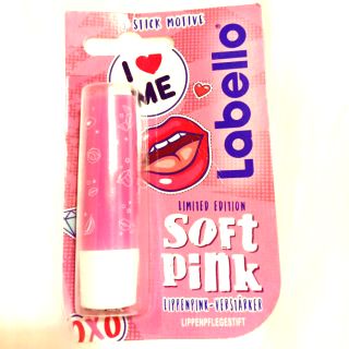 Son dưỡng môi Labello Soft Pink 4,8g - 5,5ml.