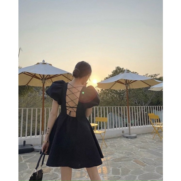 ĐẦM BBD ĐEN TAY PHỒNG ĐAN LƯNG